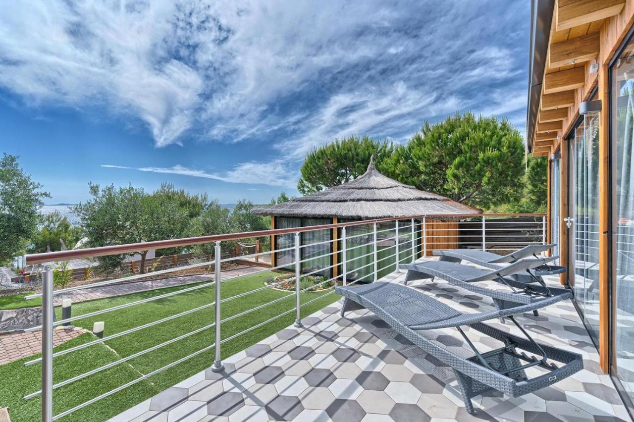 Golden Haven Villa มูร์แตร์ ภายนอก รูปภาพ