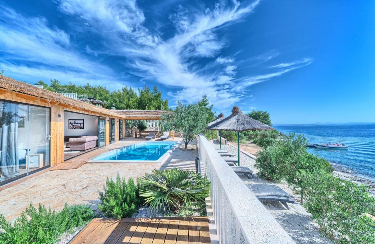 Golden Haven Villa มูร์แตร์ ภายนอก รูปภาพ
