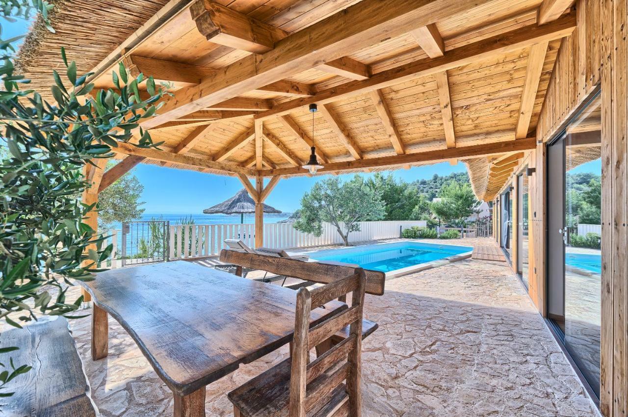 Golden Haven Villa มูร์แตร์ ภายนอก รูปภาพ