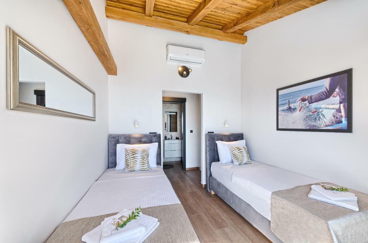 Golden Haven Villa มูร์แตร์ ภายนอก รูปภาพ