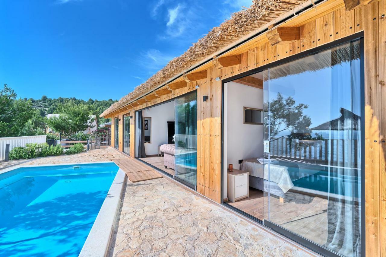 Golden Haven Villa มูร์แตร์ ภายนอก รูปภาพ